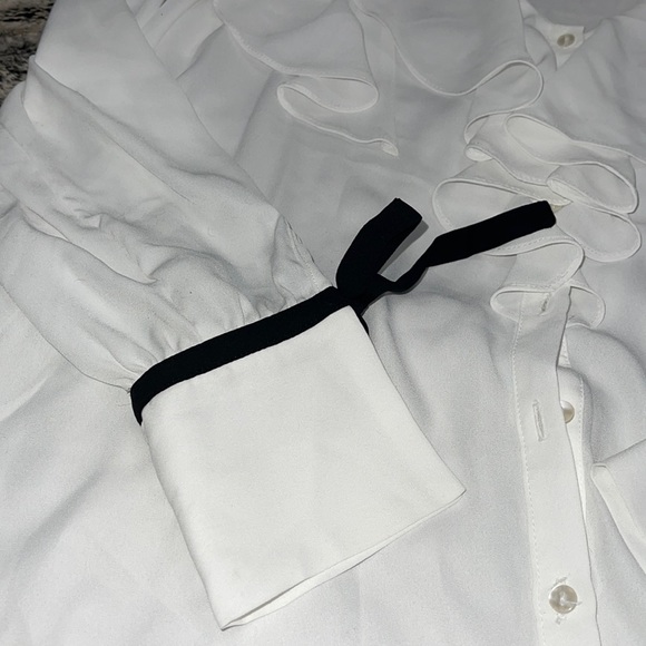 Full sleeves classy White top - Picture 2 of 3